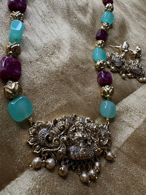 Hreem - An elegant emotion of beads and tradition